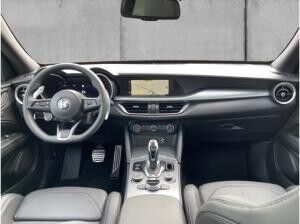 Alfa Romeo Stelvio Veloce Q4 2.0 PDC+KAMERA+NAVI+CARPLAY+SHZ