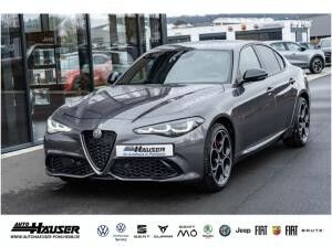 Alfa Romeo Giulia Veloce 2.0 Turbo AT8 Q4 PREMIUM TECHNOLOGIE HARMAN KARDON
