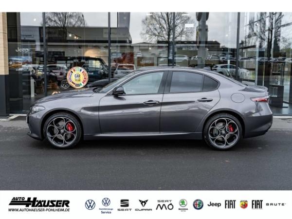Alfa Romeo Giulia Veloce 2.0 Turbo AT8 Q4 PREMIUM TECHNOLOGIE HARMAN KARDON