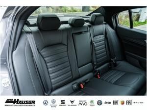 Alfa Romeo Giulia Veloce 2.0 Turbo AT8 Q4 PREMIUM TECHNOLOGIE HARMAN KARDON