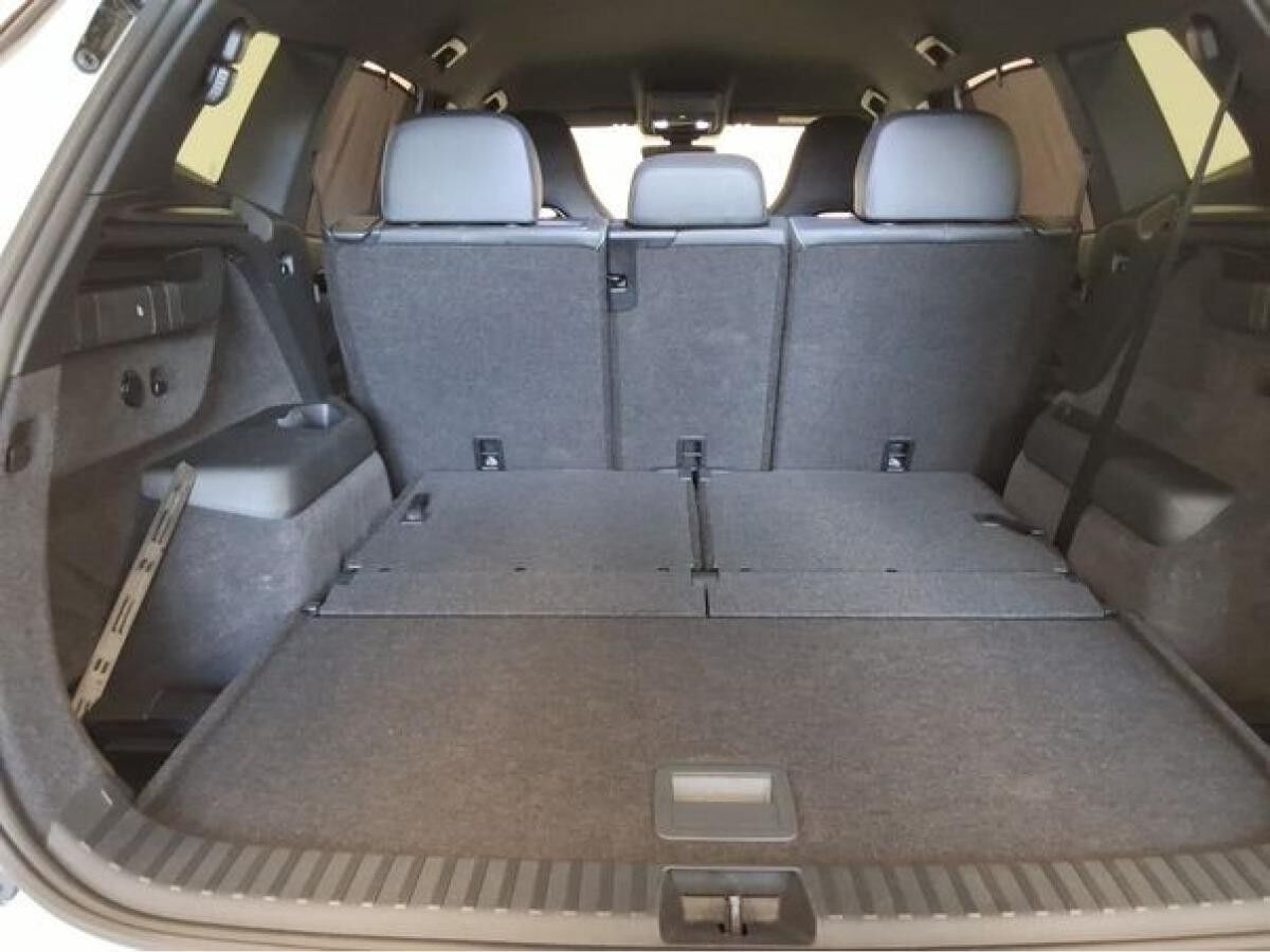 Volkswagen Tayron 2.0 TDI DSG R-Line Volkswagen Tayron 2.0 TDI DSG R-Line