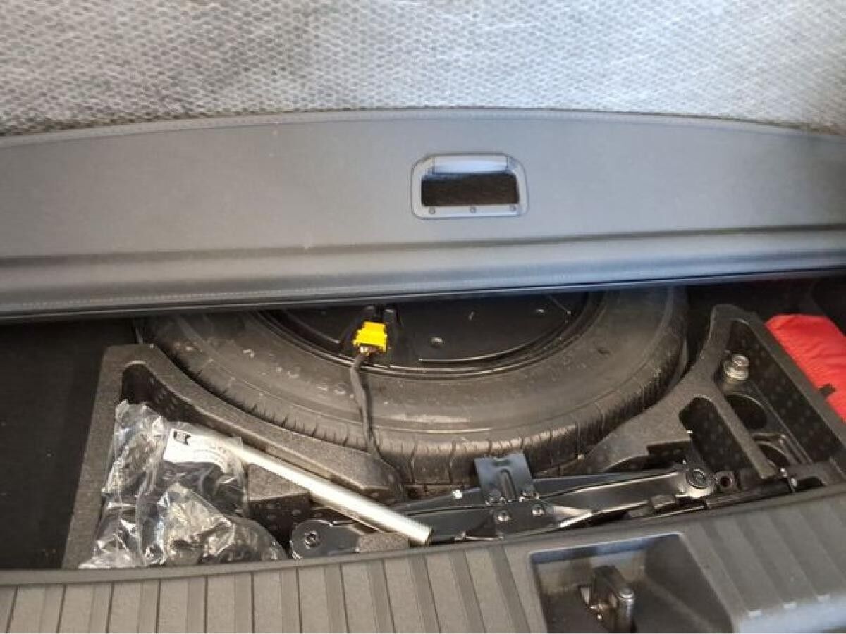 Volkswagen Tayron 2.0 TDI DSG R-Line Volkswagen Tayron 2.0 TDI DSG R-Line