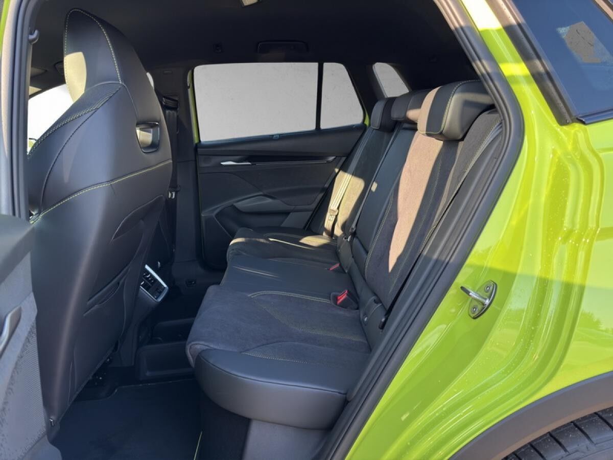 Skoda Elroq RS Lagerfahrzeug mit AHZV / MAXX- Paket