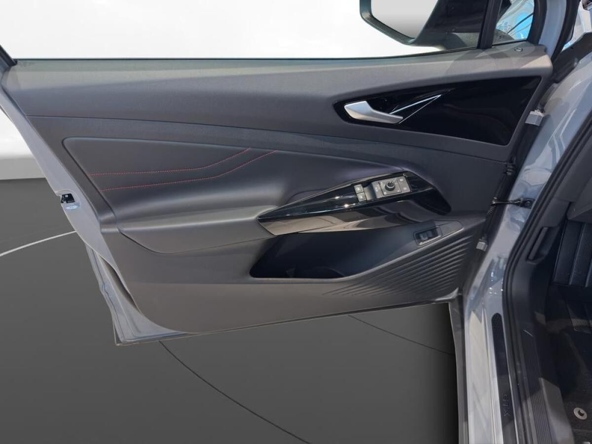 Volkswagen ID.5 4MOTION GTX | AHK | NAVI | DCC | LED-MATRIX