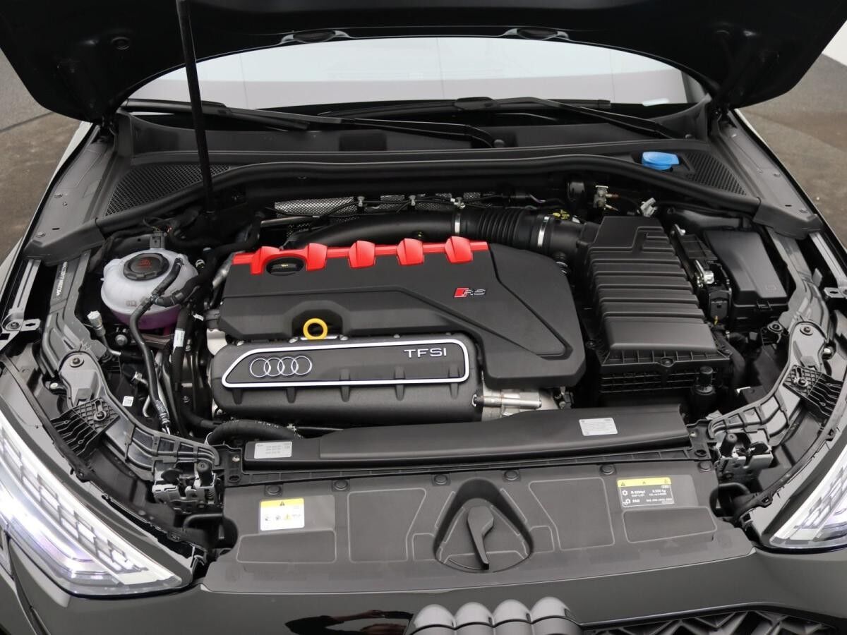 Audi RS3 RS 3 Sportback quattro | Pano,SONOS,Vmax280