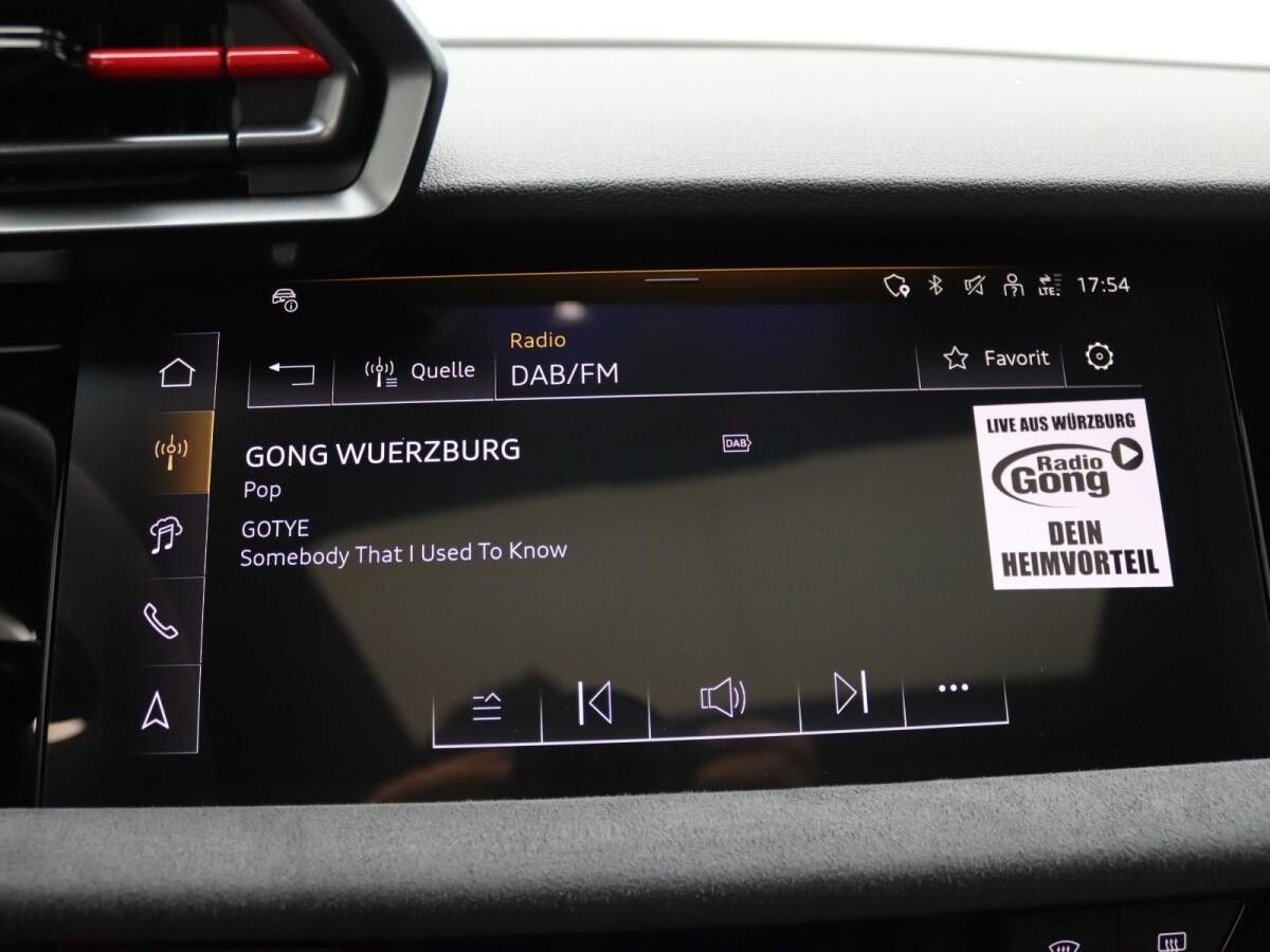 Audi RS3 RS 3 Sportback quattro | Pano,SONOS,Vmax280