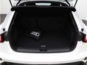 Audi A3 Sportback S-line TFSI e | RKamera,ACC,Navi