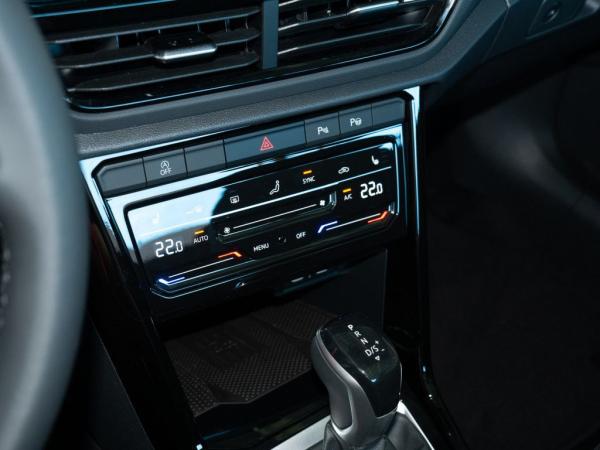 Volkswagen T-Roc Cabriolet Style 1,5 TSI DSG LED, RFK, BlackStyle, IQ-Drive, SHZ uvm...