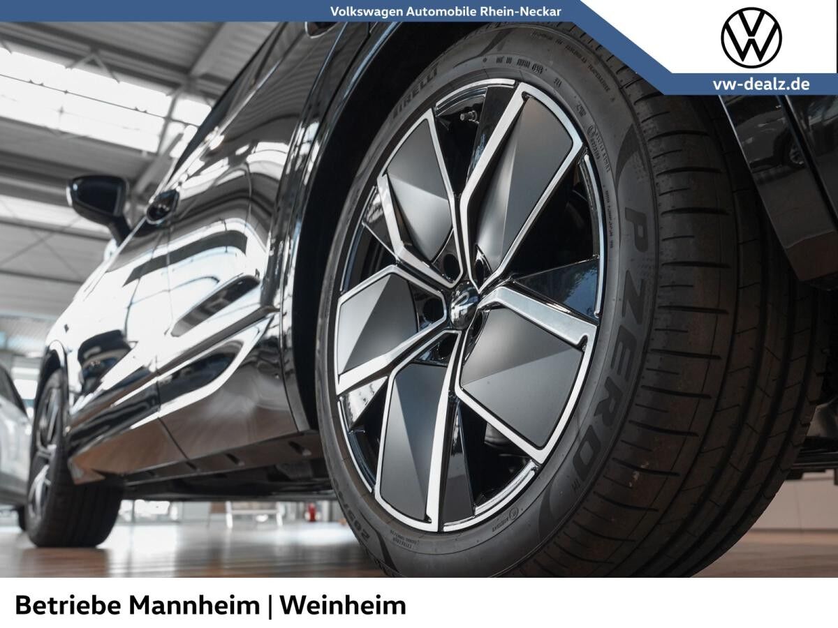 Volkswagen Touareg R 3.0 V6 eHybrid OPF 4MOTION Tiptronic