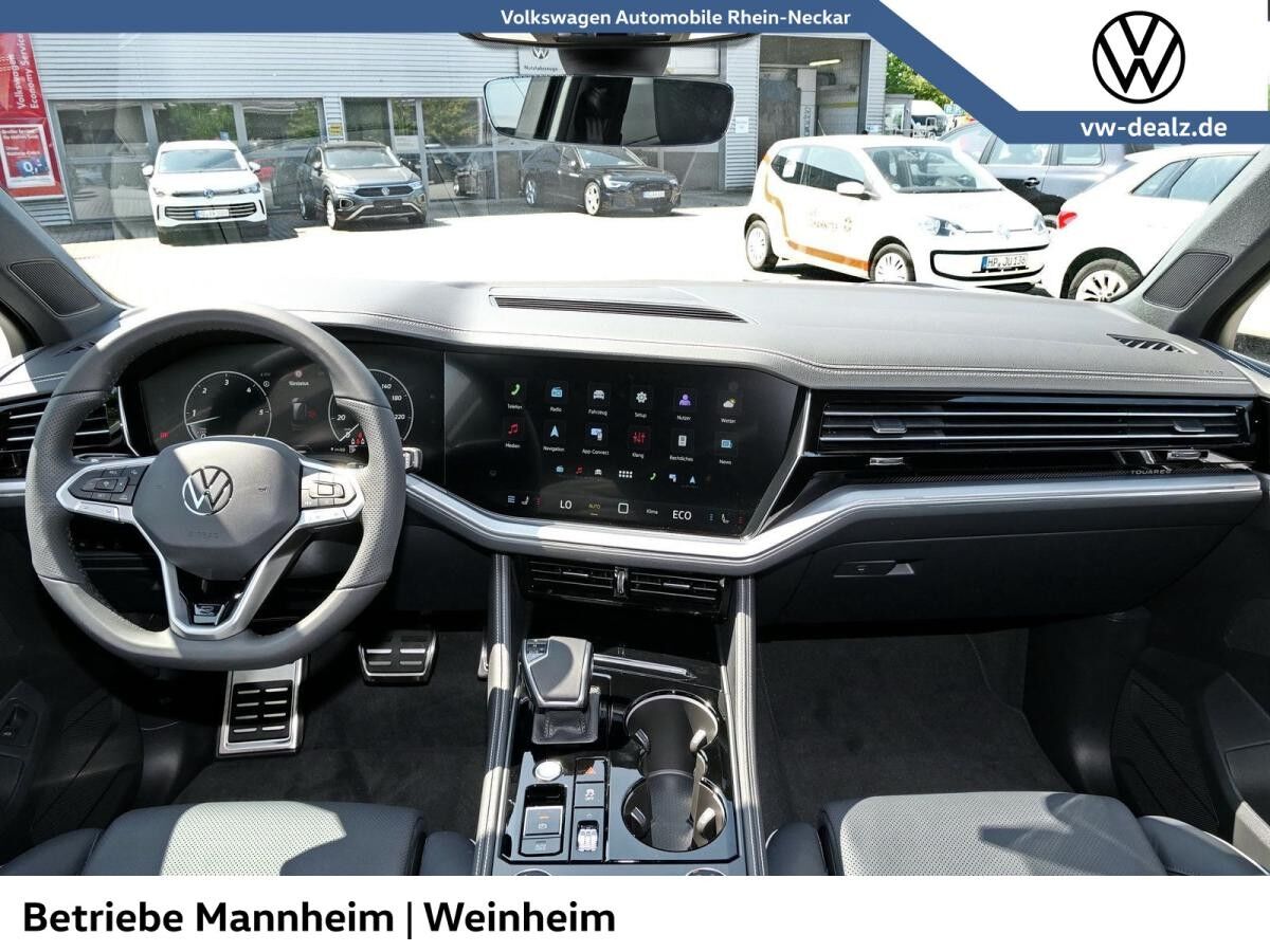 Volkswagen Touareg R-Line 3.0 V6 TDI SCR 4MOTION AHK Pano