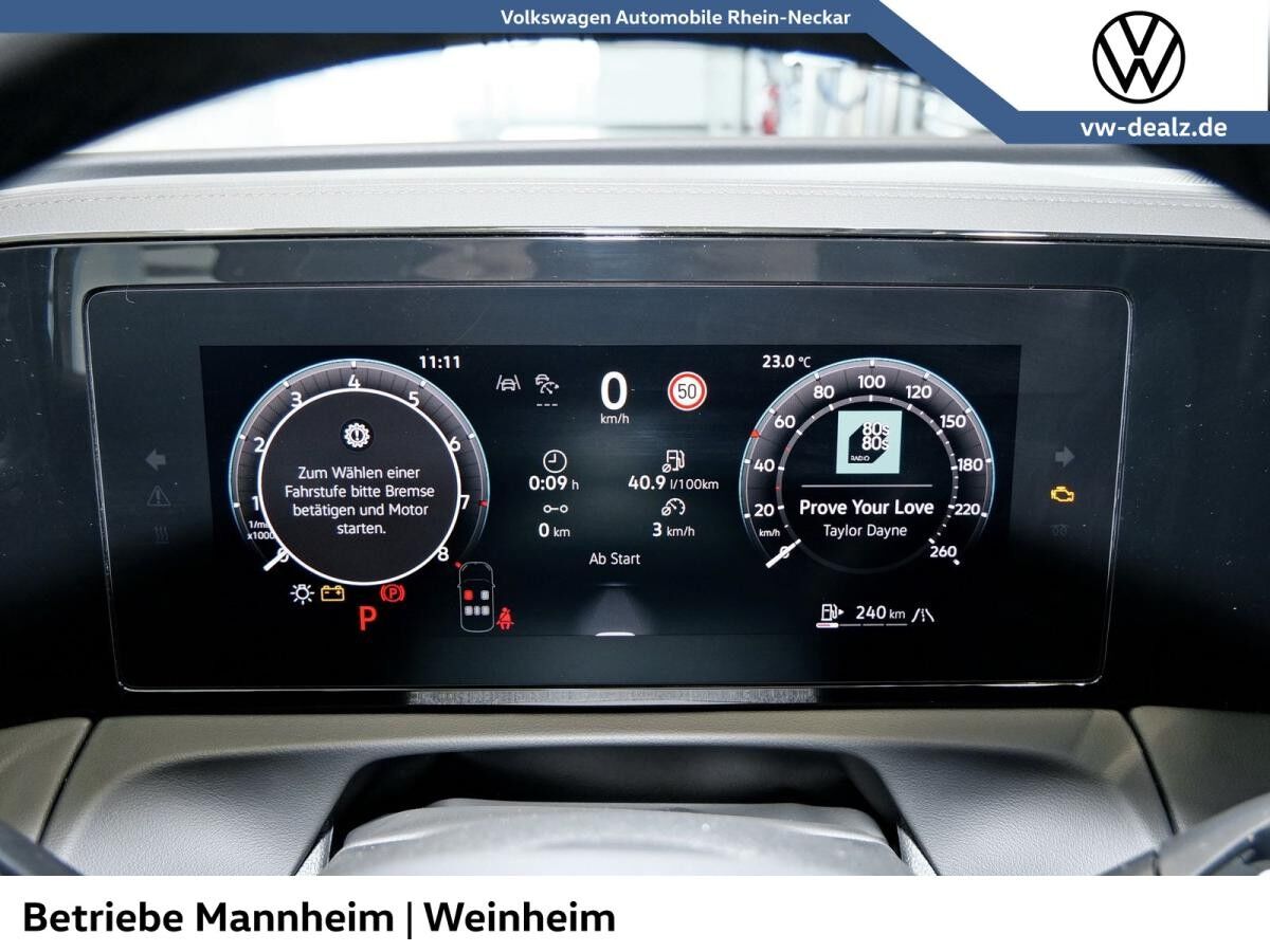 Volkswagen Tiguan R-Line 2.0 TSI 4MOTION DSG NAVI LED DAB Volkswagen Tiguan R-Line 2.0 TSI 4MOTION DSG NAVI LED DAB