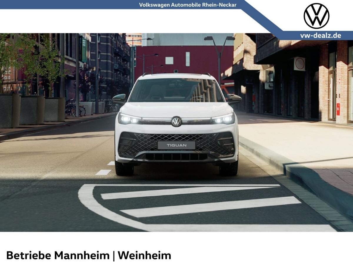 Volkswagen Tiguan R-Line 2.0 TDI 4MOTION DSG AHK NAVI Pano