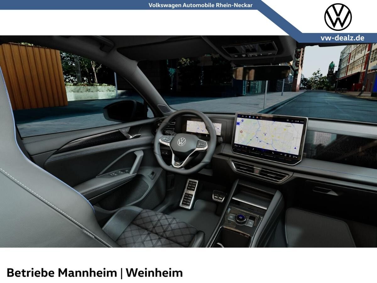 Volkswagen Tiguan R-Line 2.0 TDI 4MOTION DSG AHK NAVI Pano