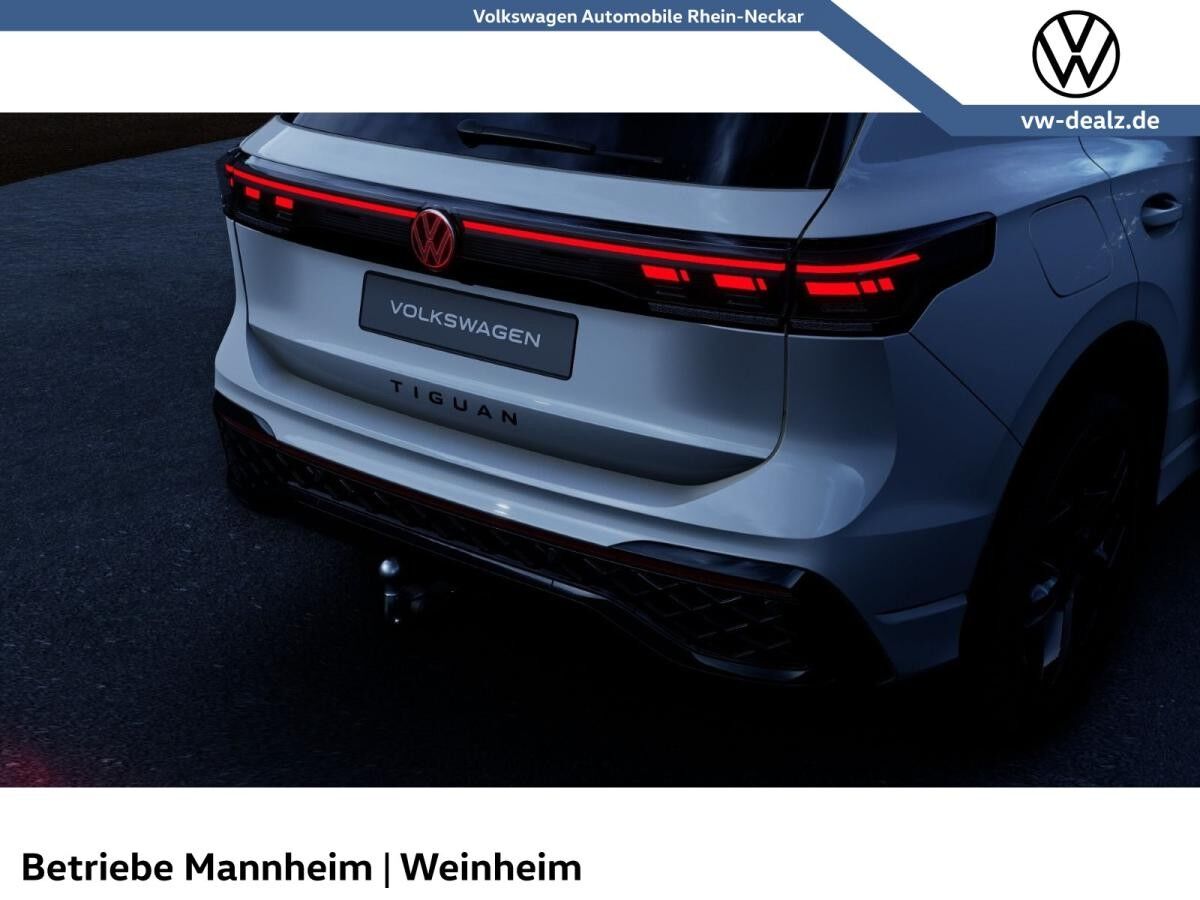 Volkswagen Tiguan R-Line 2.0 TDI 4MOTION DSG AHK NAVI Pano