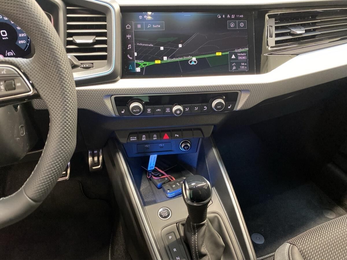 Audi A1 Sportback 35 1.5 TFSI S-Line S-line ***SOFORT VERFÜGBAR***