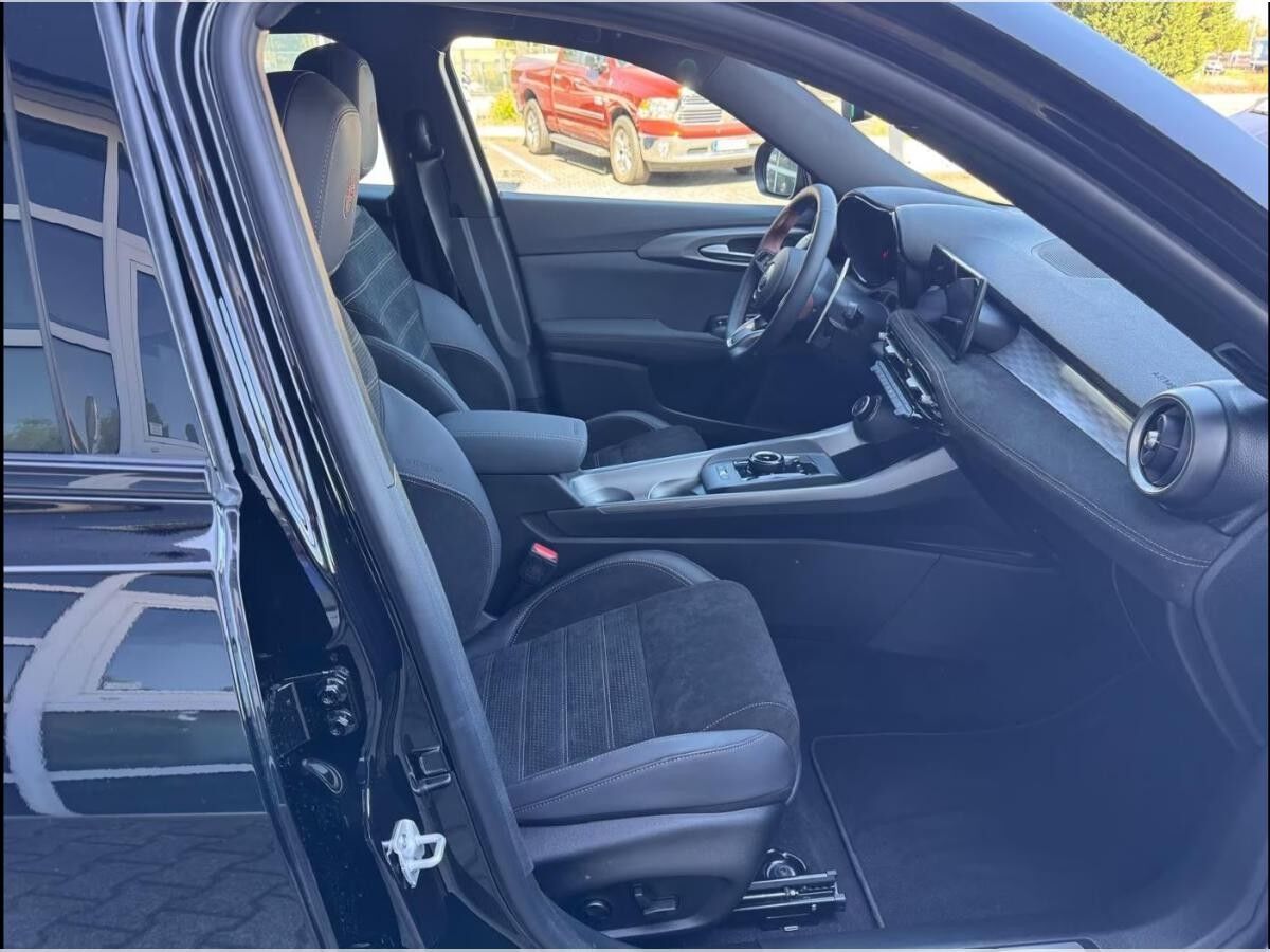 Alfa Romeo Tonale 1.5 VGT Hybrid 118kW DCT INTENSA Abholung Mannheim