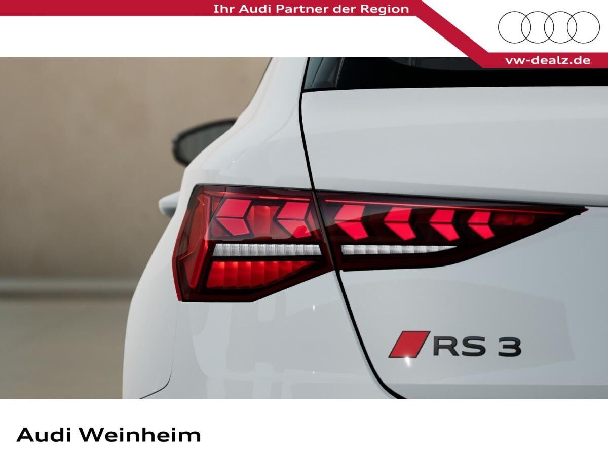 Audi RS3 Sportback S tronic LED DAB Klima ALU 19"