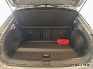Volkswagen T-Roc 2.0 TDI DSG Style NAV AHK KAM BLACK 8-Fach