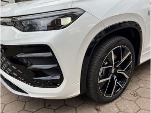 Volkswagen Tayron R-Line 2.0 TDI DSG 4M PANO/AHK/STANDHZG.