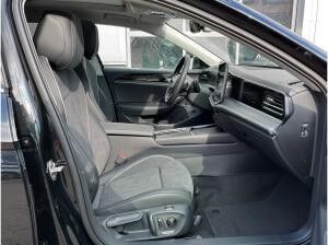 Volkswagen Passat 2.0 TDI Elegance DSG Pano Navi Sitzhzg LED Volkswagen Passat 2.0 TDI Elegance DSG Pano Navi Sitzhzg LED