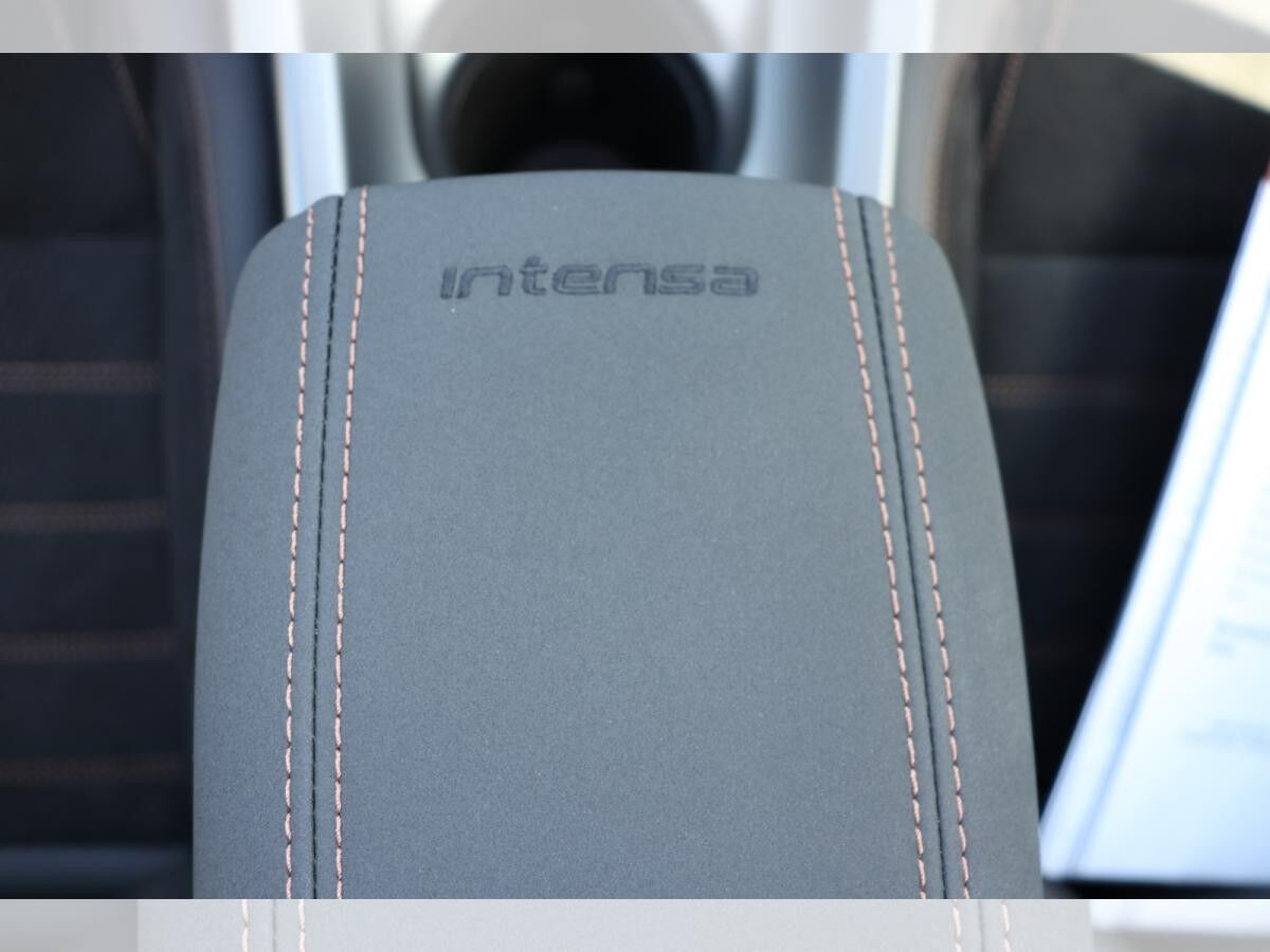 Alfa Romeo Tonale Intensa VOLLAUSSTATTUNG. **SOFORT VERFÜGBAR**!!