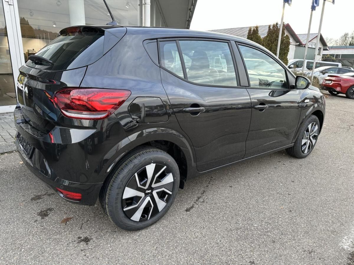 Dacia Sandero EXPRESSION TCe 90 CVT ❗ WINTER-PAKET ❗ KOSTENLOSE WINTERRÄDER ❗