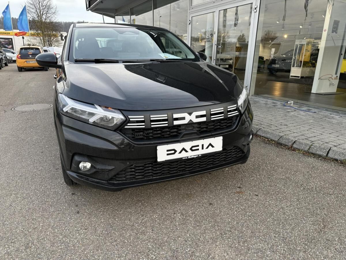 Dacia Sandero EXPRESSION TCe 90 CVT ❗ WINTER-PAKET ❗ KOSTENLOSE WINTERRÄDER ❗