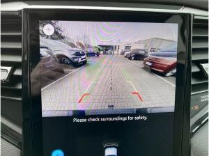 Volkswagen Amarok Life DC 2.0 TDI 4Motion AUT LED AHK Navi