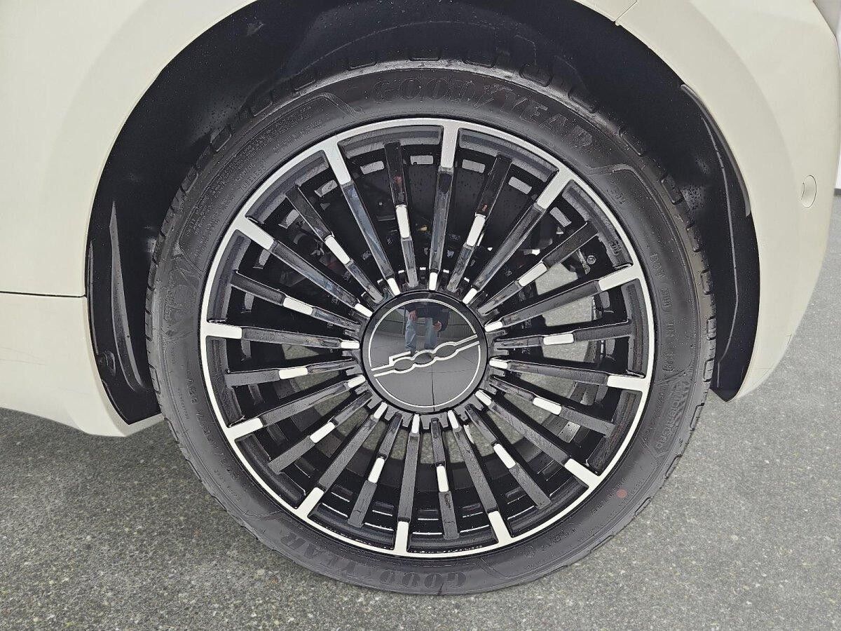 Fiat 500C ELEKTRO 42 KWH LA PRIMA MJ25