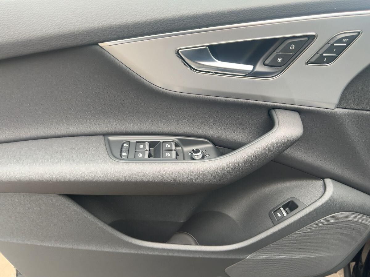 Audi Q7 50 TDI S line quattro tiptronic AHK Luft LM20