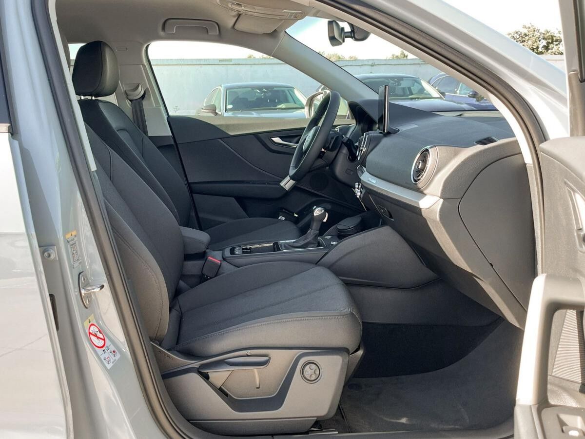 Audi Q2 35 TFSI advanced S tronic Virtual LED PDC