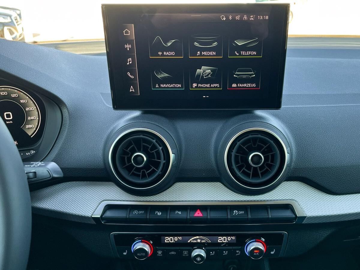 Audi Q2 35 TFSI advanced S tronic Virtual LED PDC