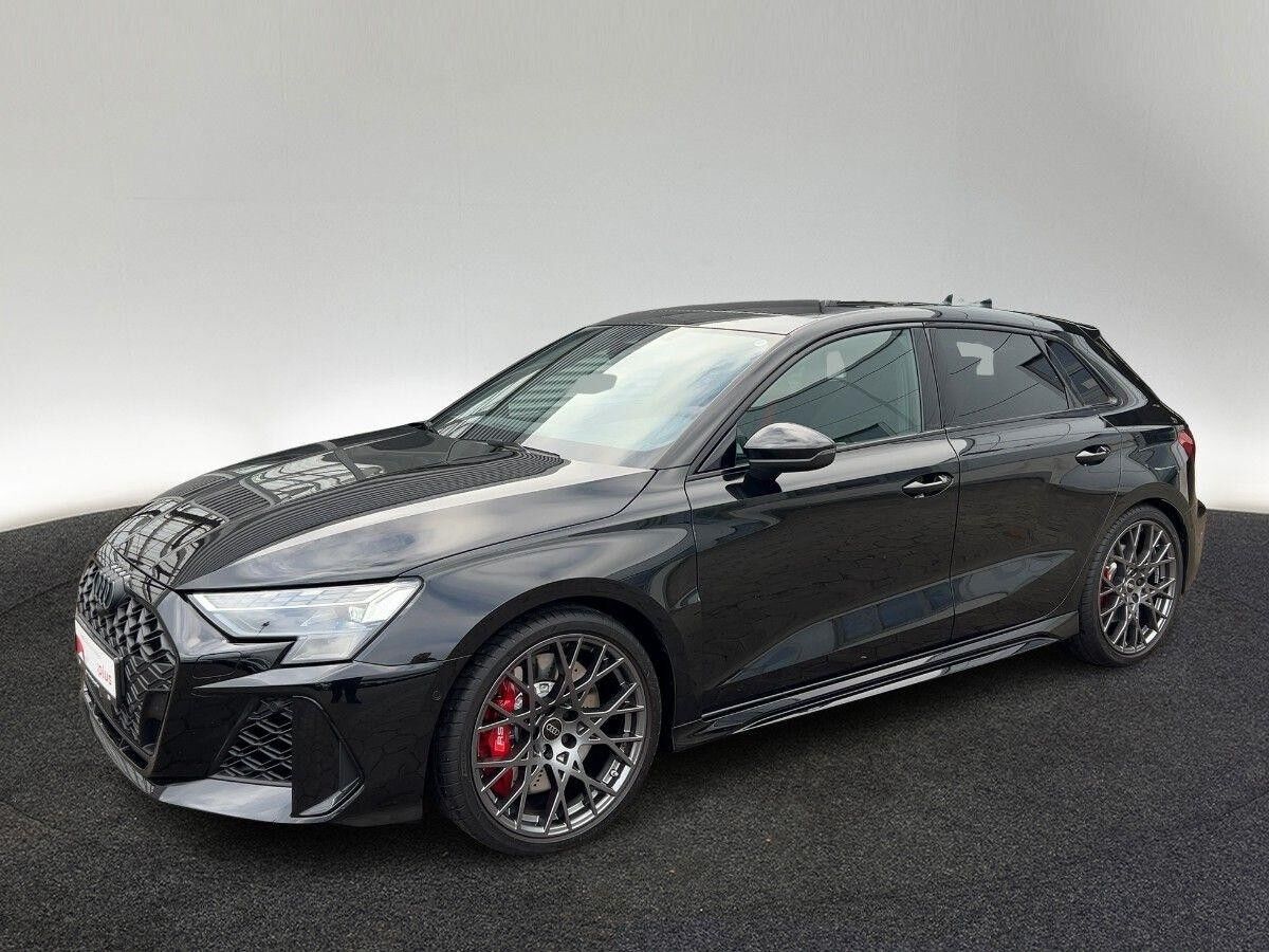 Audi RS3 Sportback quattro S tronic Navi Pano Sportabgas