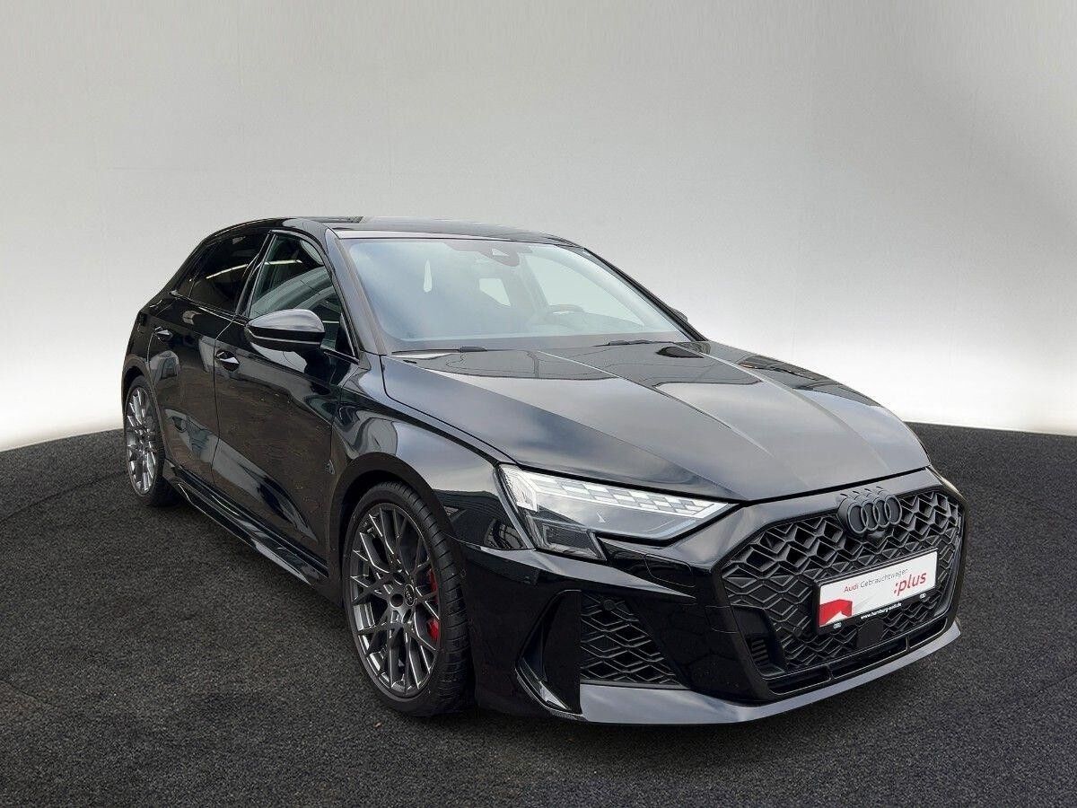Audi RS3 Sportback quattro S tronic Navi Pano Sportabgas