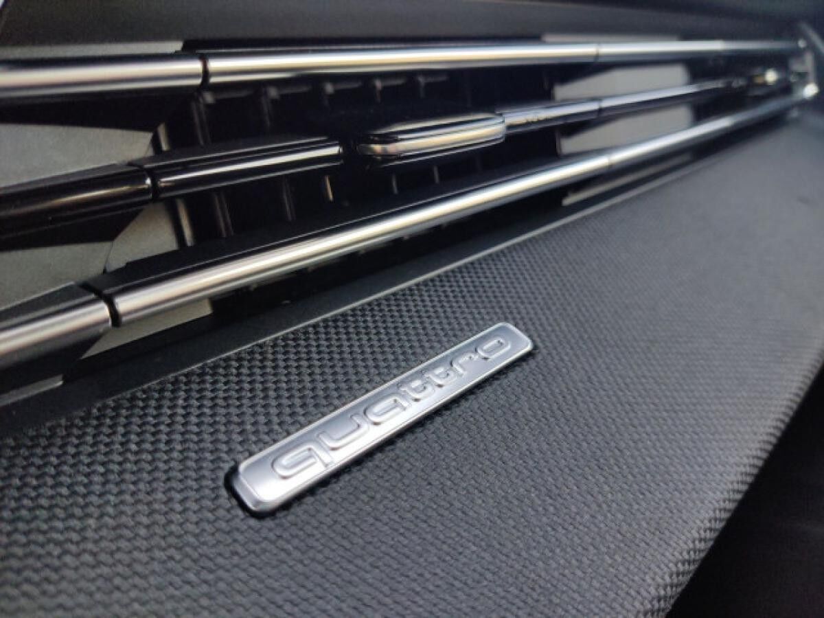 Audi S3 Sportback TFSI S tro*LED*Virtual*Navi+*S-Sitze*Leder*