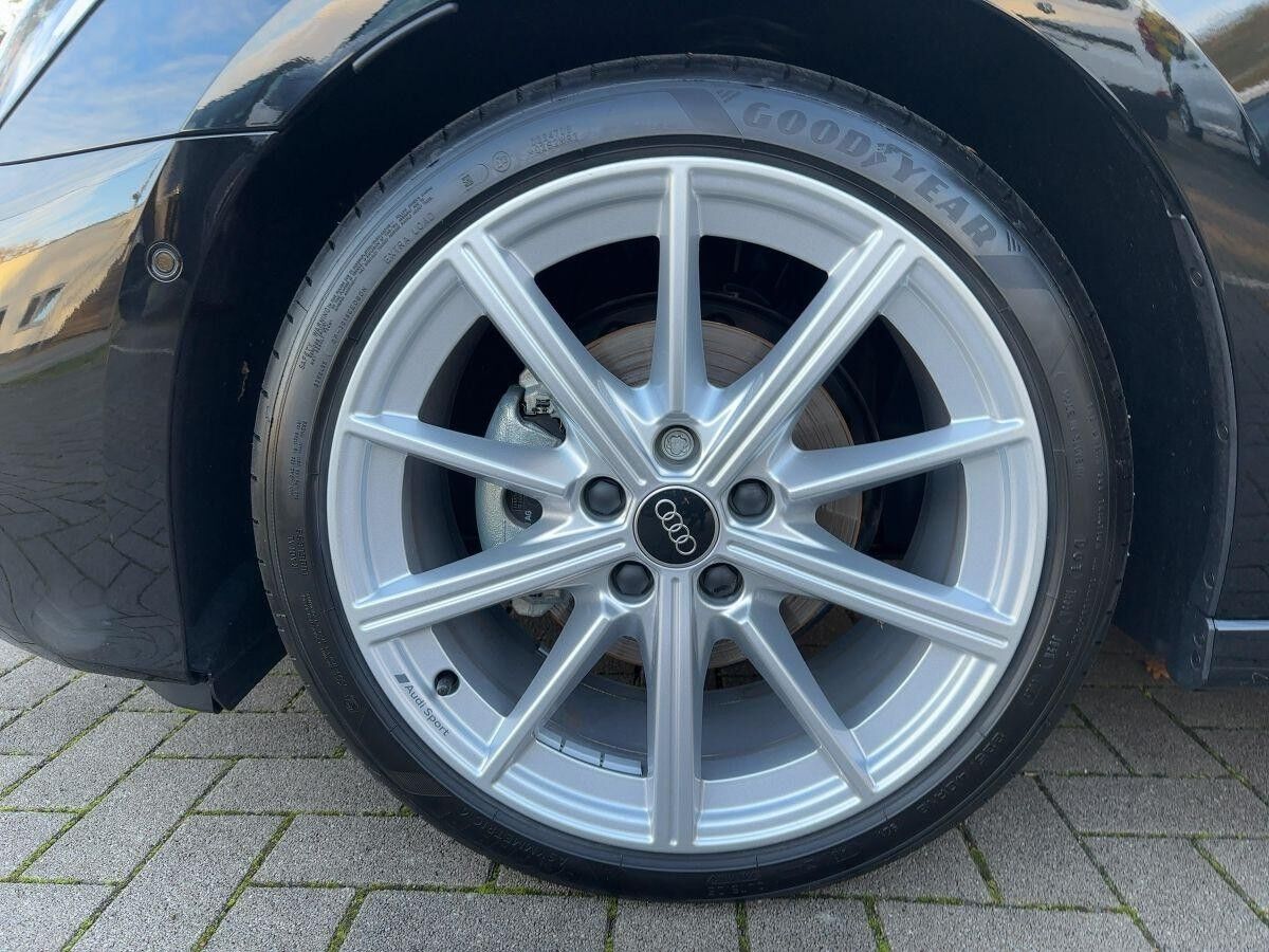 Audi A3 Sportback 35 TFSI S line S tronic Nav ACC B&O