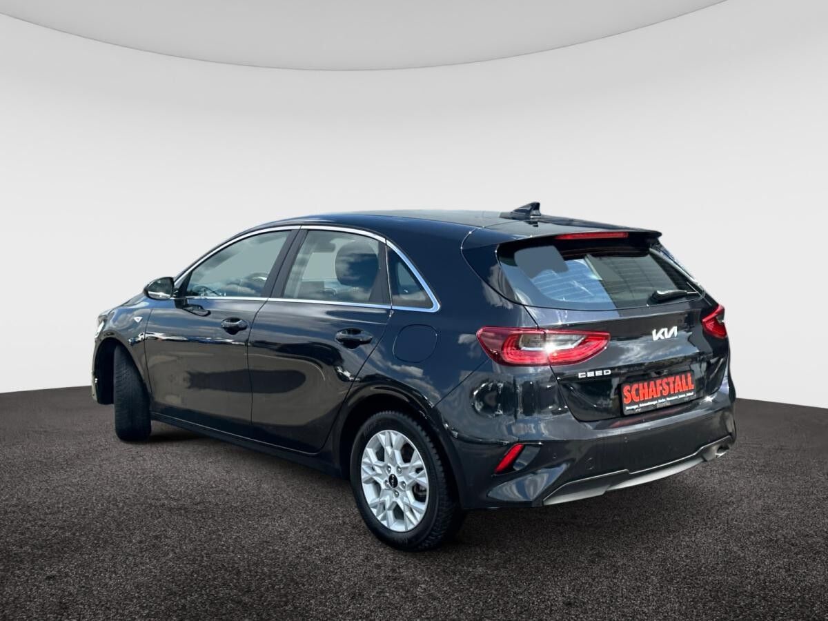 Kia Ceed Vision Komfort Allwetter Überführungskosten inkl.