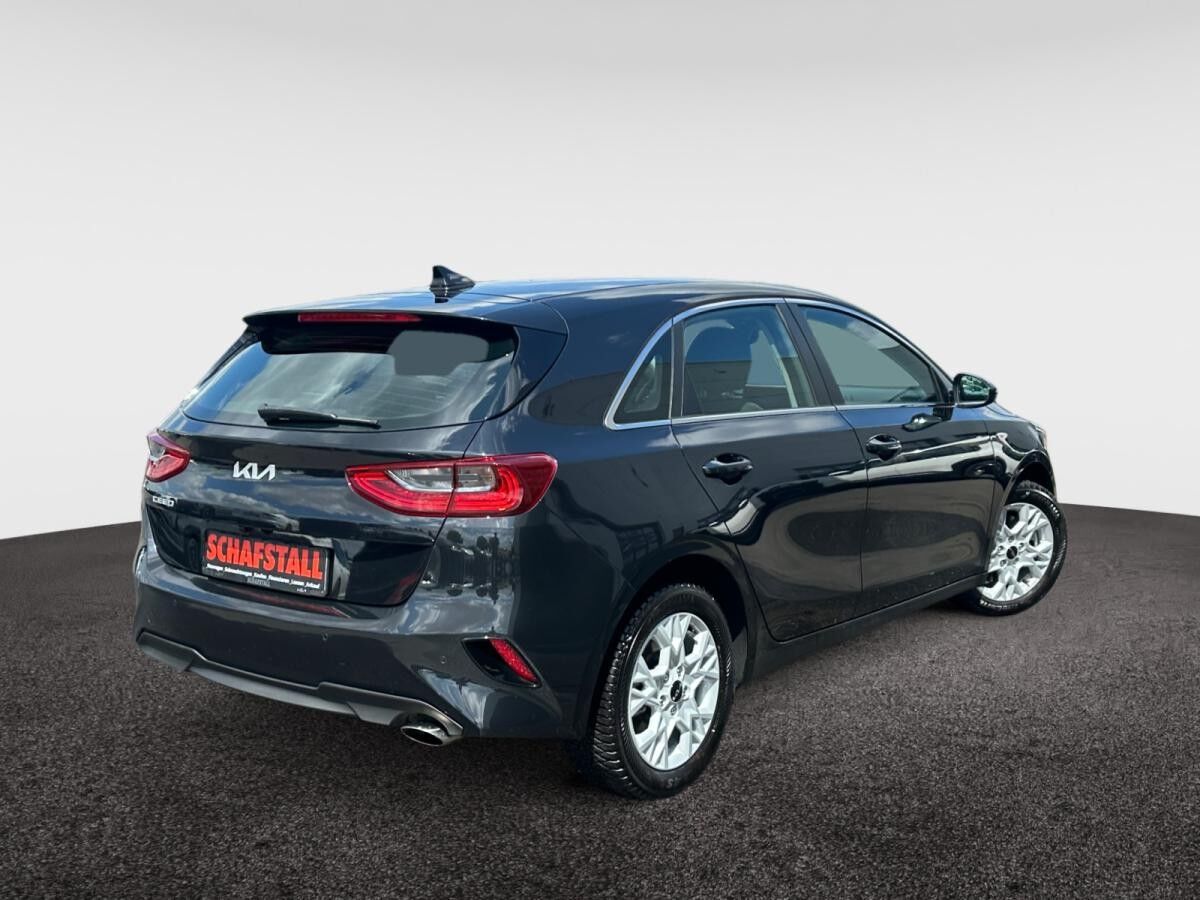Kia Ceed Vision Komfort Allwetter Überführungskosten inkl.