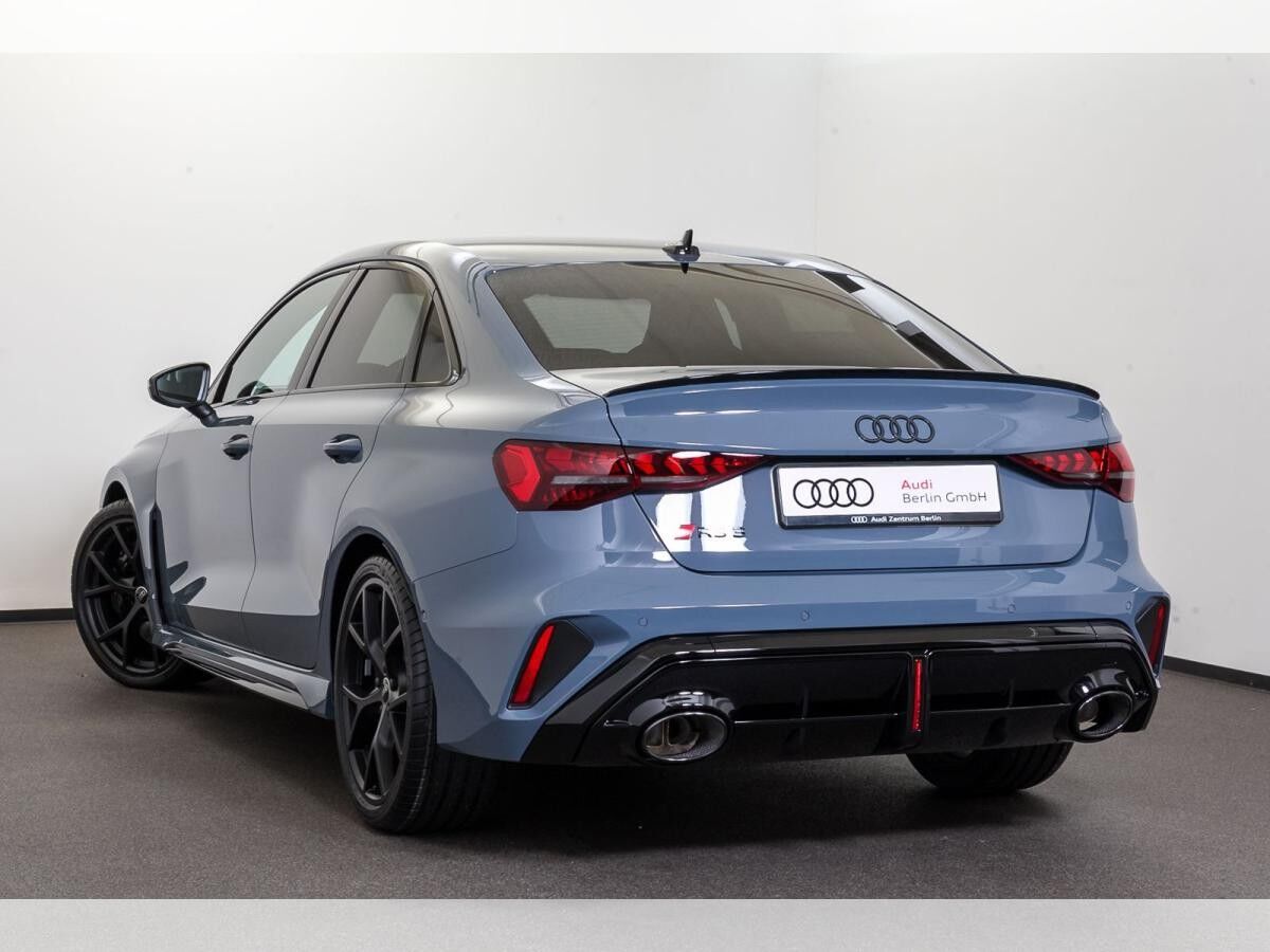 Audi RS3 RS 3 Limousine TFSI S tr. MATRIX RFK NAVI SONOS