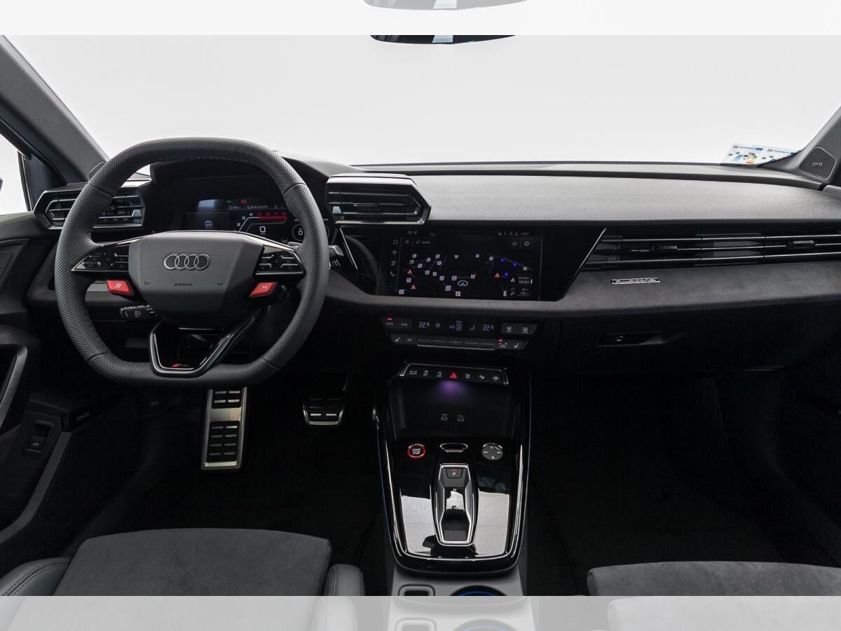 Audi RS3 RS 3 Limousine TFSI S tr. MATRIX RFK NAVI SONOS
