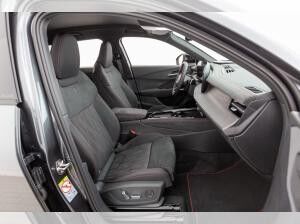 Audi Q3 TFSI quattro S tronic Audi Q3 TFSI quattro S tronic