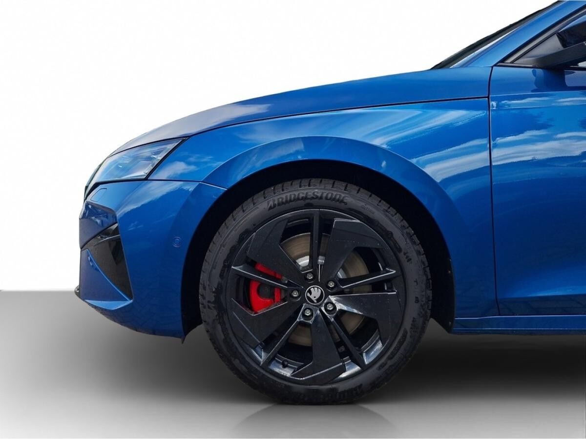 Skoda Octavia Combi 2.0 TSI DSG - RS *AHK*PANO*HUD*CANTON*MATRIX