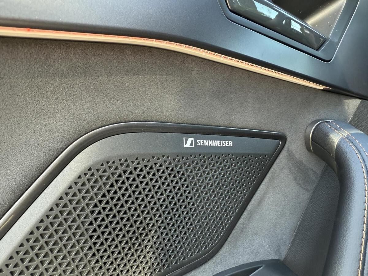 Cupra Formentor 1.5 e-HYBRID 200kW VZ DSG AHK Matrix