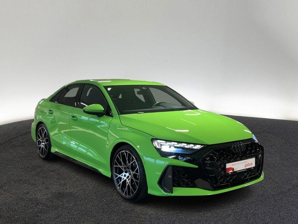Audi RS3 RS 3 Limousine TFSI qu. SCHALENSITZE/280/CARBON