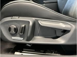 Volkswagen Passat Variant 2.0 TDI DSG Elegance 360 ACC AUT