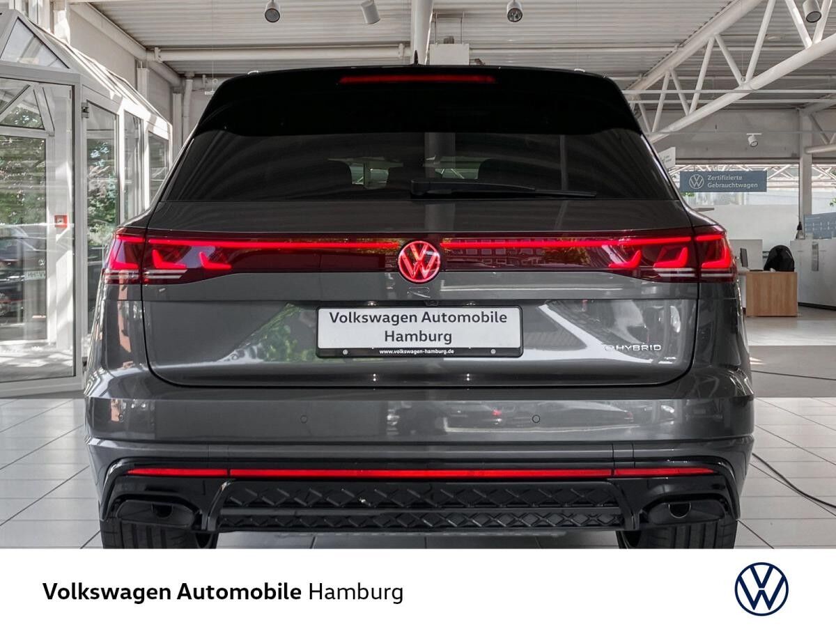 Volkswagen Touareg R 3,0 l V6 eHybrid OPF 4MOTION 2 / 8-Gang -Automatik (Tiptronic)
