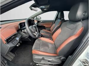 Volkswagen ID.5 Pro 82kWh 5J Garantie 360° 20" ACC AHK HARMAN HEATPUMP HUD MATRIX NAVI