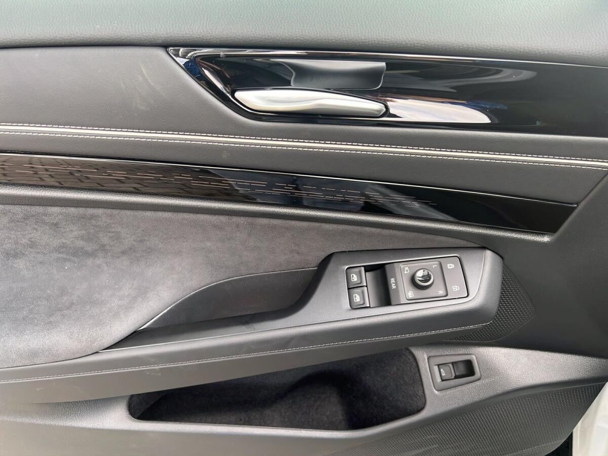 Volkswagen ID.7 Pro S 86 kWh 5 J.GARANTIE AHK NAVI MATRIX