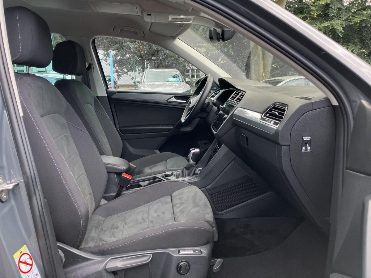 Volkswagen Tiguan 2.0 TDI Life 4Motion DSG ParkAssistent AppConnect