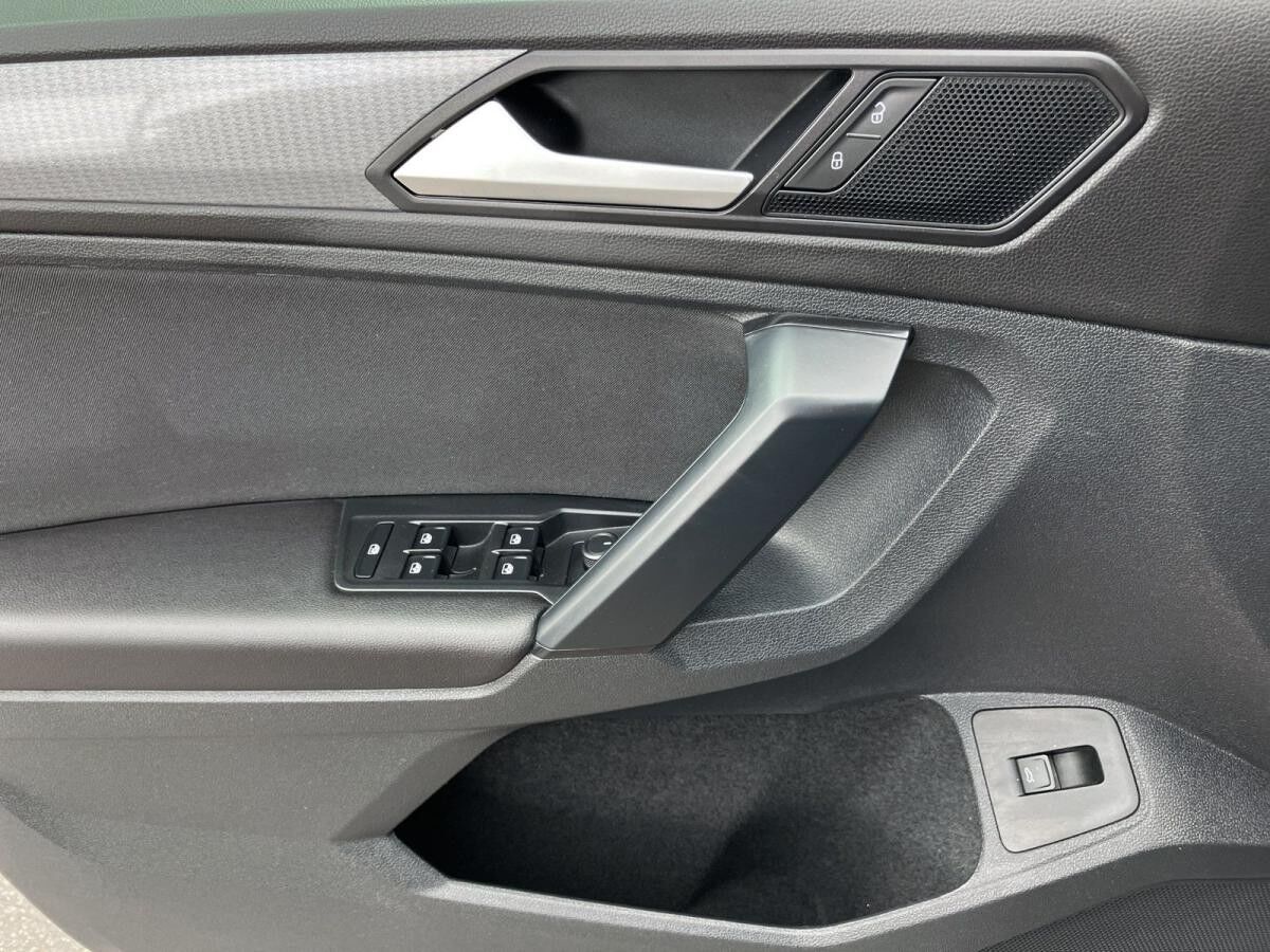 Volkswagen Tiguan 2.0 TDI Life 4Motion DSG ParkAssistent AppConnect